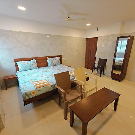 Saibala Lnn Hotel Chennai Exterior photo